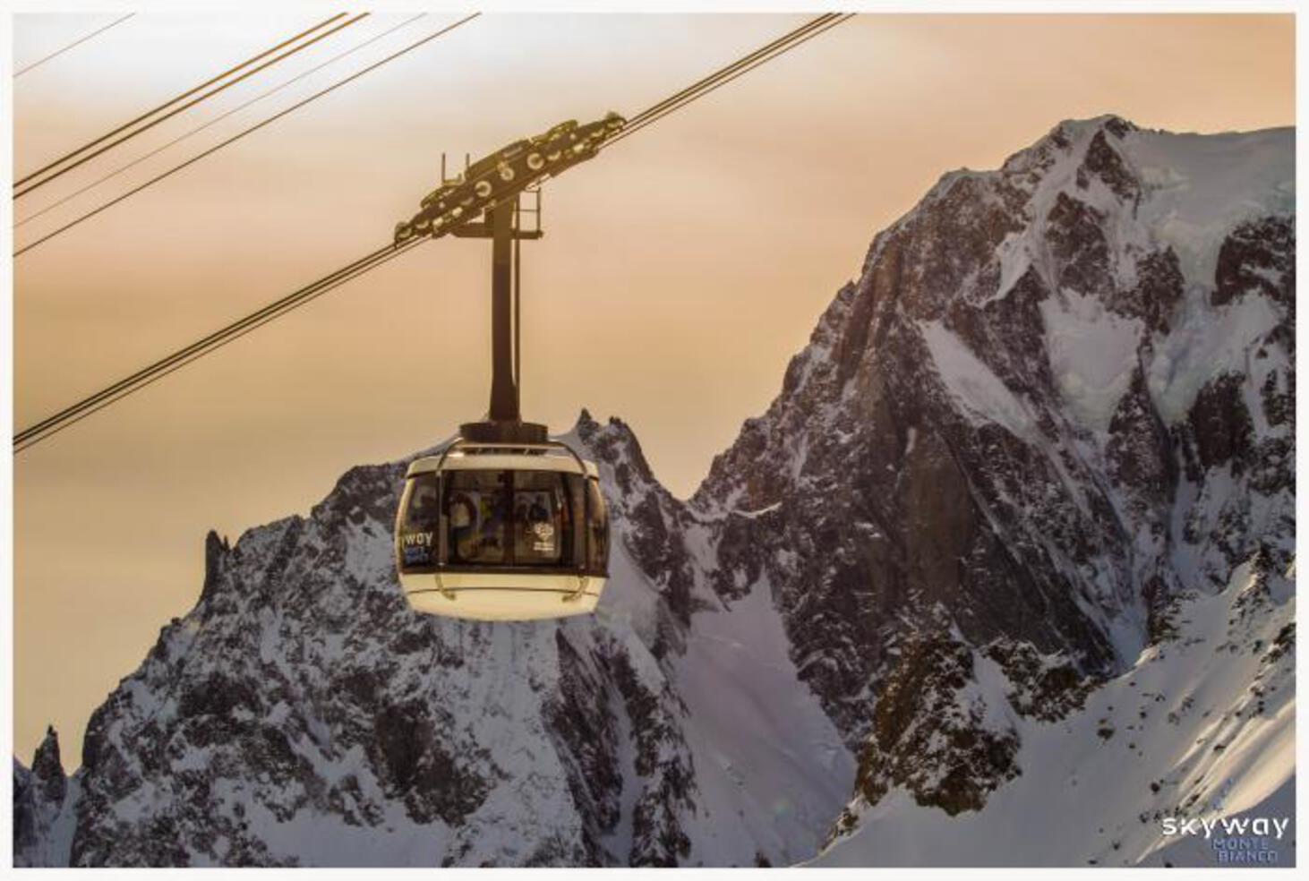 SKYWAY MONTE BIANCO - Le navette SKYWAY MONTE BIANCO - Le navette